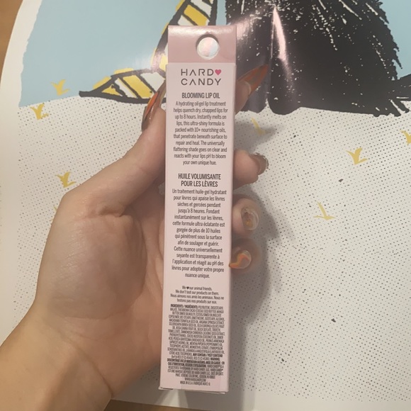 🎉HOST PICK 🎉 NEW IN BOX- HARD CANDY CALMING PEACH BLOOMING LIP OIL - Picture 5 of 5